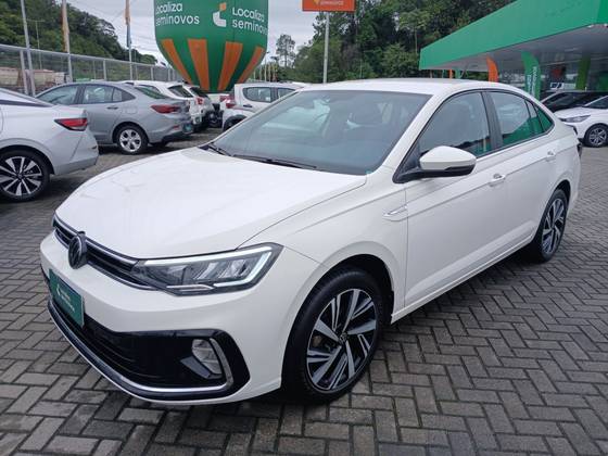 VOLKSWAGEN VIRTUS 1.0 200 TSI HIGHLINE AUTOMÁTICO